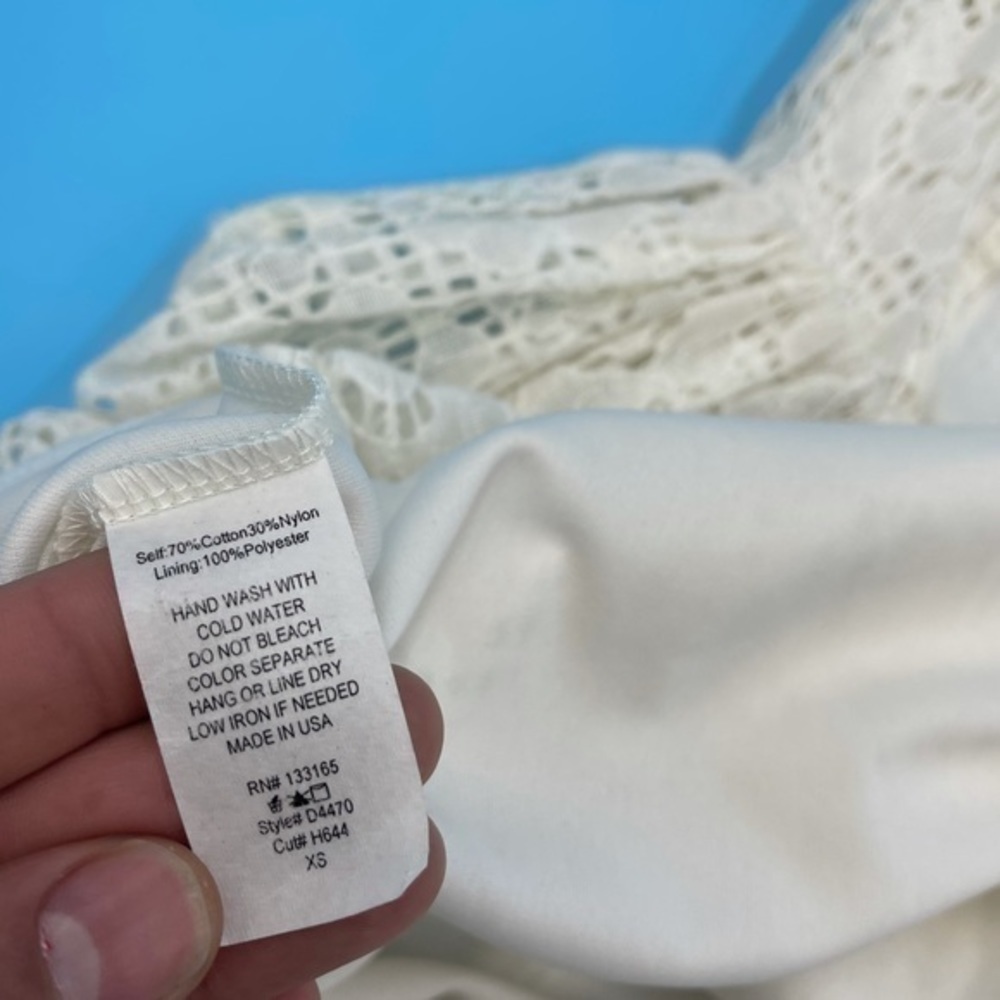 NWT- MALLOY White Dress - Picture 4 of 4